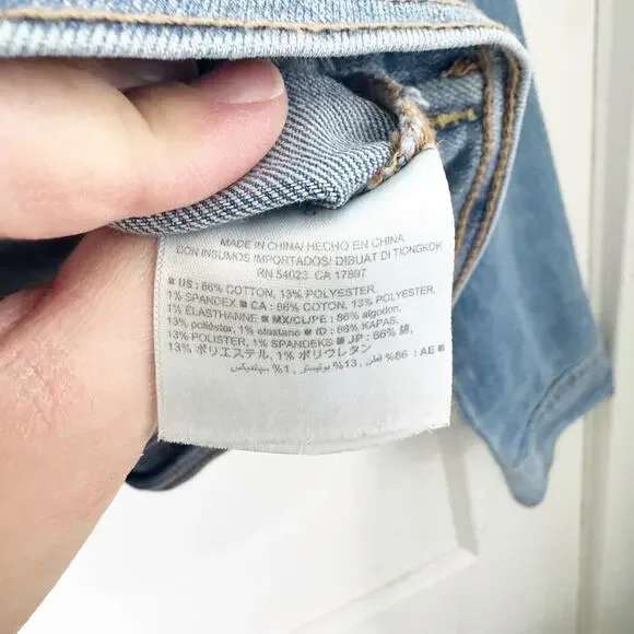 Old Navy ON Classic Denim Jacket Stretch Mid-Lighter Wash Size Large L Layering - Picture 4 of 8